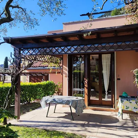 Ferienhaus Tina View *